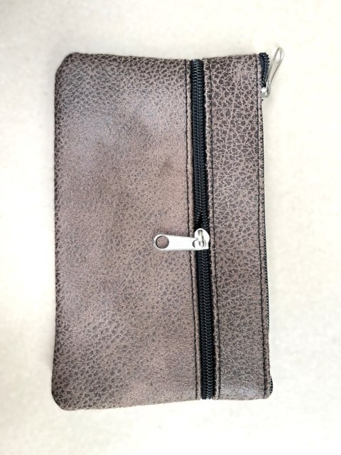 Etui saszetka brąz 6.3 20x12cm