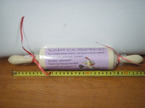 Wałek humor duży 40 x 5,5 cm | P249